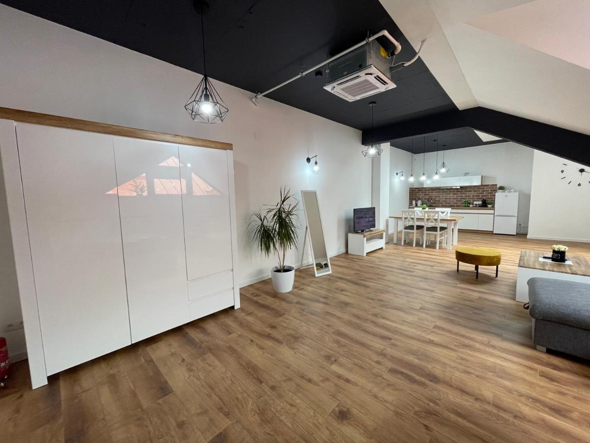 בוצ'ניה Apartament Rynek 13 Z Parkingiem - Centrum Bochni מראה חיצוני תמונה
